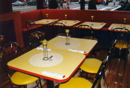 Picture of Edwin's Cafe table layout from the inside
