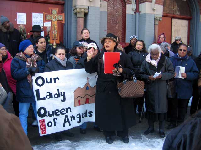 Photo of Parish Leader, Carmen Villegas addressing the Press